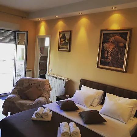 Апартаменты Jolie *